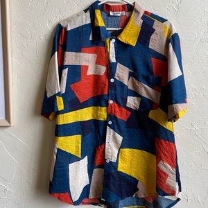 NWT 🟥 Block Print Button Up